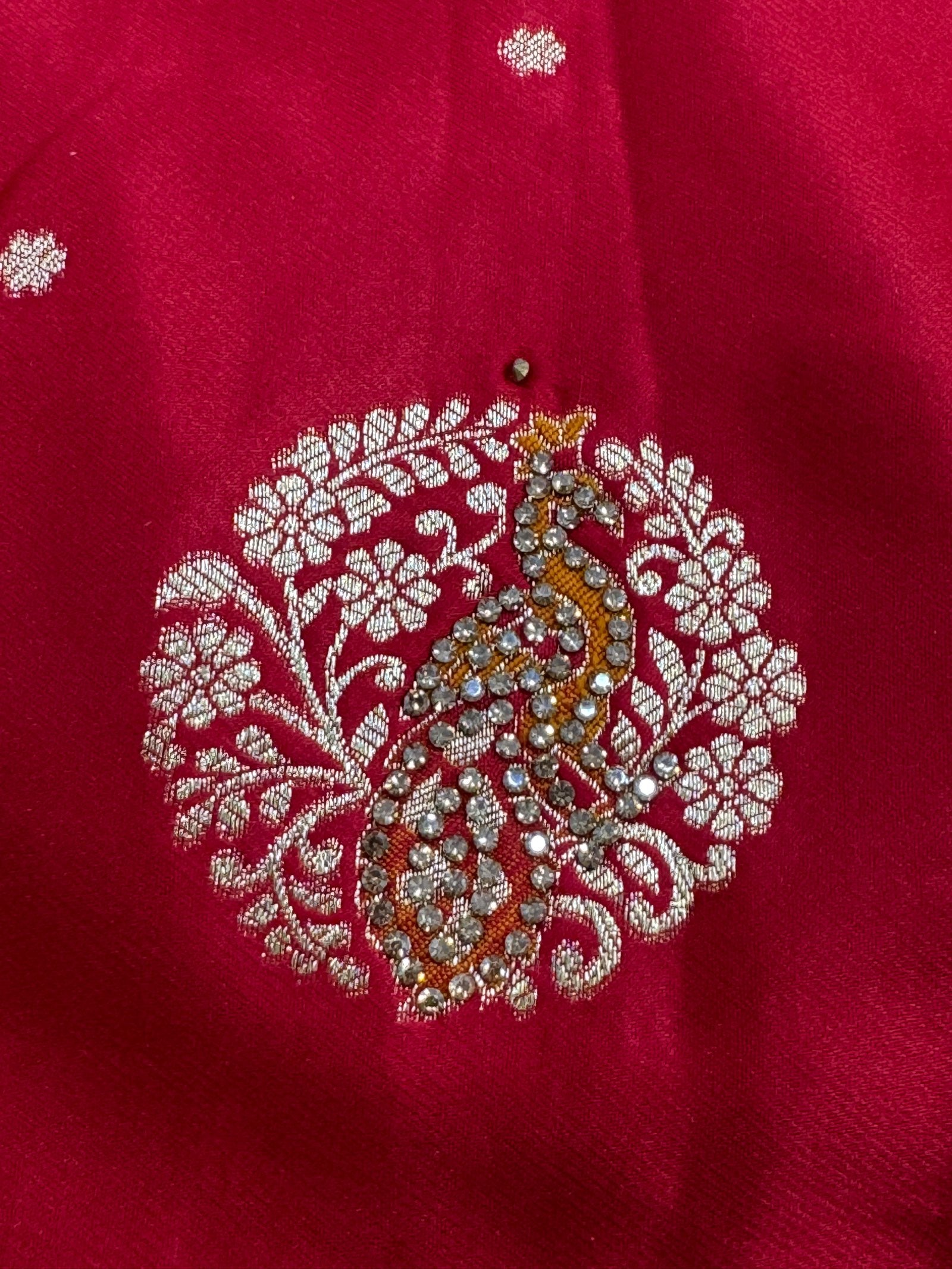 BVGCJVHKBKHJL' SAREE Suruchi Sarees